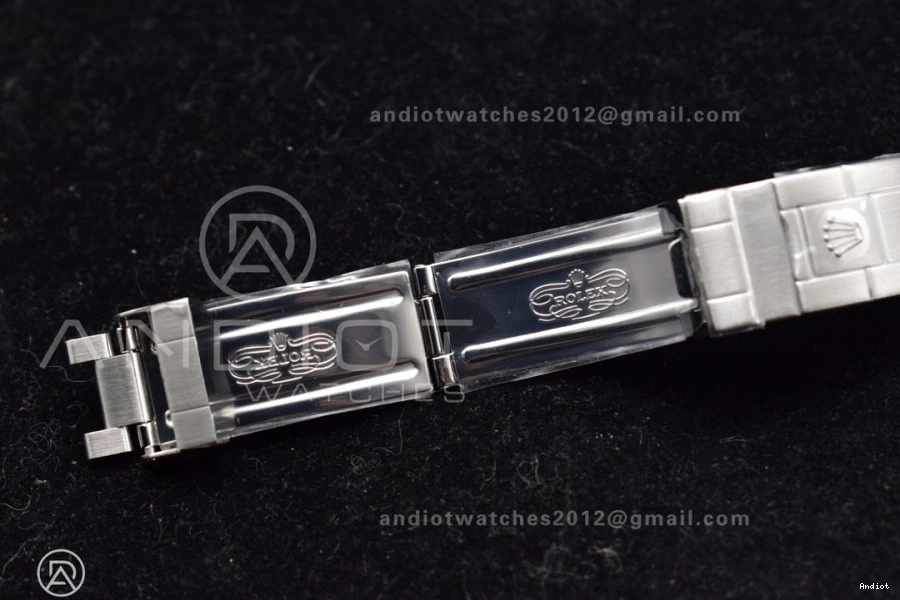 on ARF1:1 Bracelet Edition Best LV Submariner Steel 16610 Green 904L SS SH3135 V 1140 Seasonal 0722